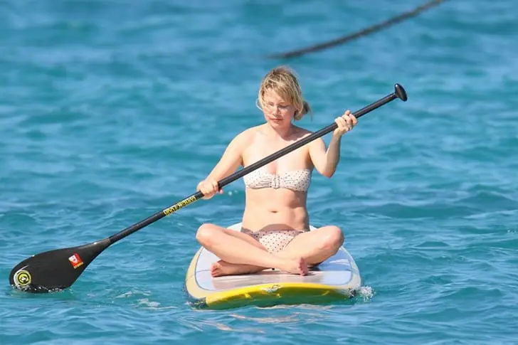 Hawaii’s Waves Whisper to Michelle Williams