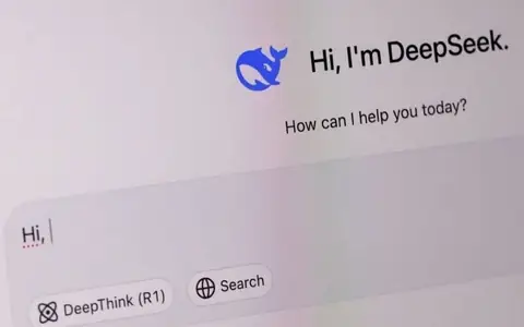 DeepSeek Will Destroy AI Supremacy of the U.S., Former Google CEO Predicts
